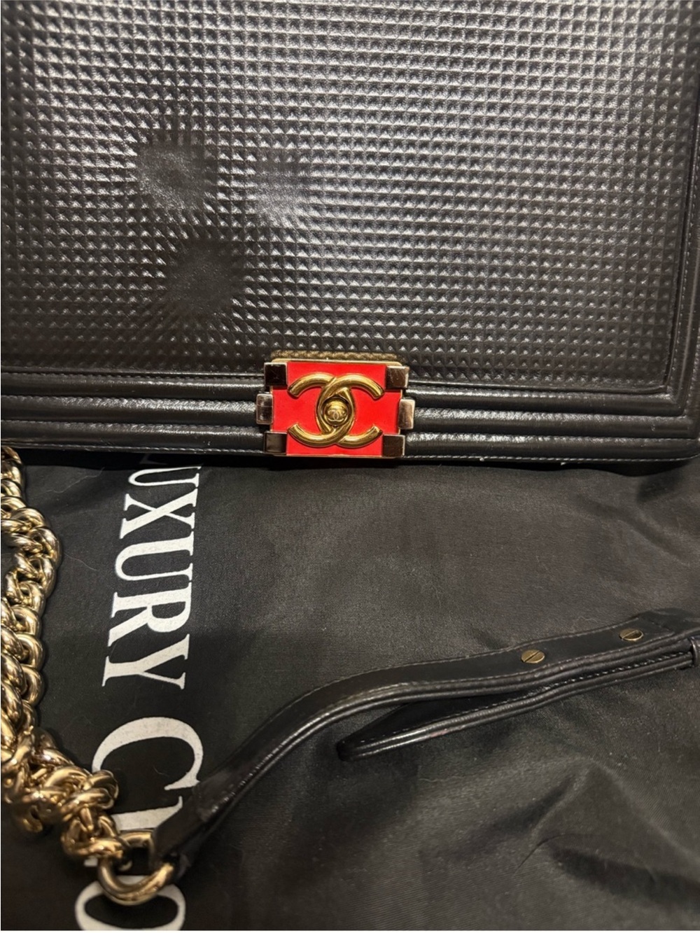 Chanel Lambskin Large Boy Bag Red accent CC. - Picture 2 of 13
